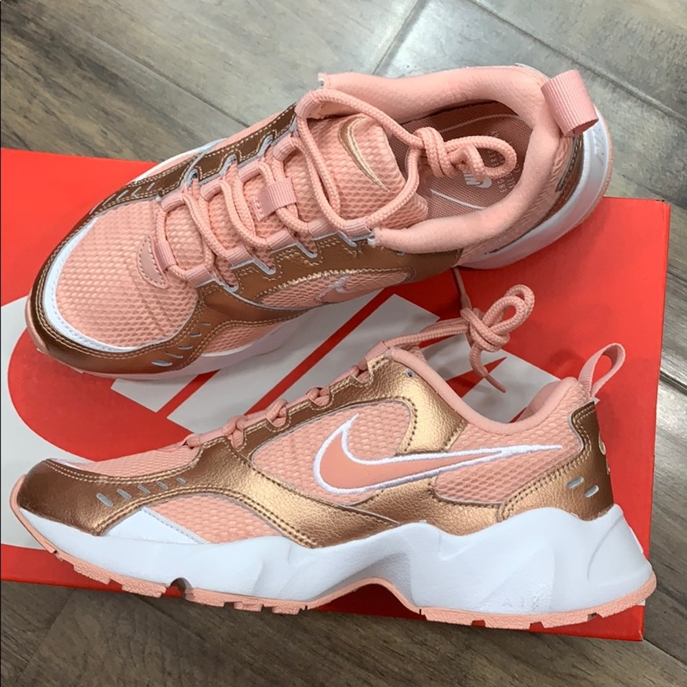 NIKE WMNS AIR HEIGHTS coral stardust - Picture 3 of 16